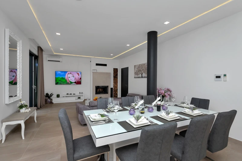 Luxurious interior