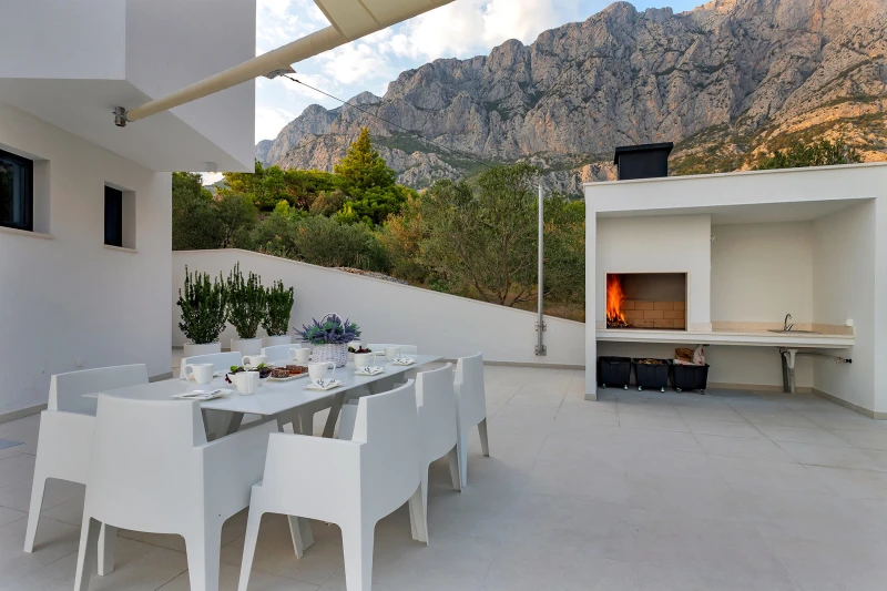 Modern exterior