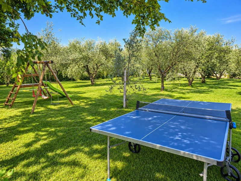 Hacienda MATEA – an oasis of romance near the beaches, surrounded by olive trees, pool & playground, Pula - Istria, Pula