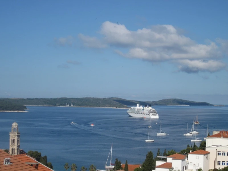 Apartmani Krešić, Hvar