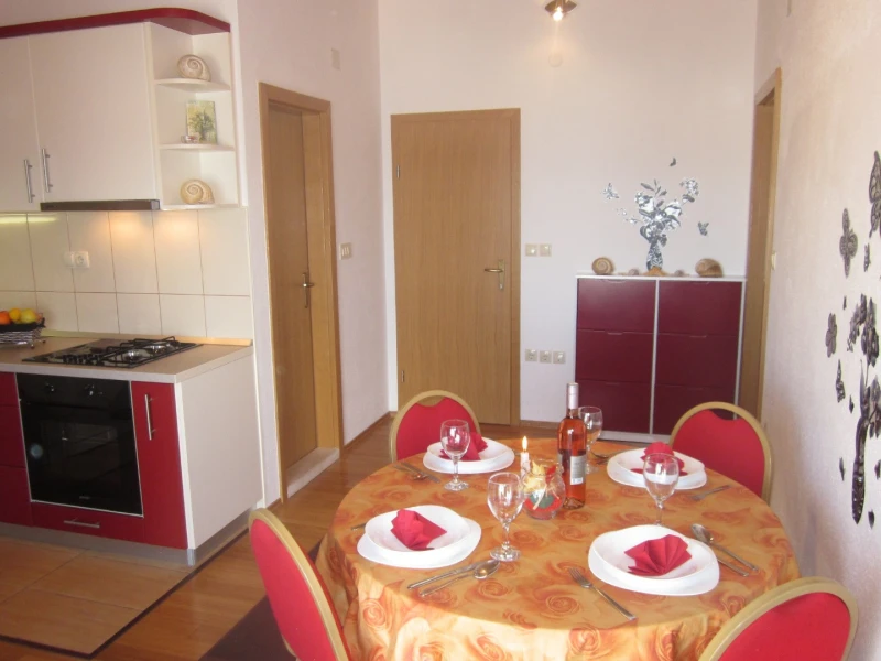 Apartman Delux AP4, Küche