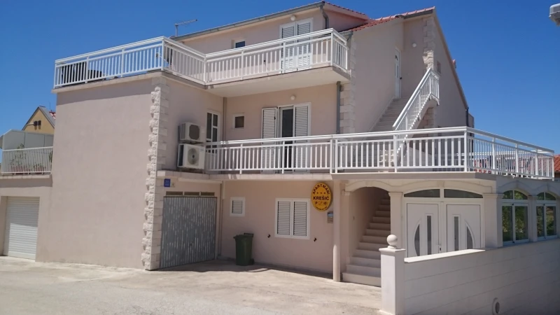 Apartmani Krešić, Hvar