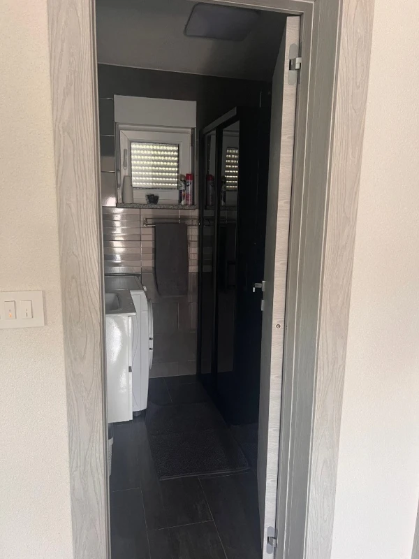 Apartment 1, Badezimmer / WC