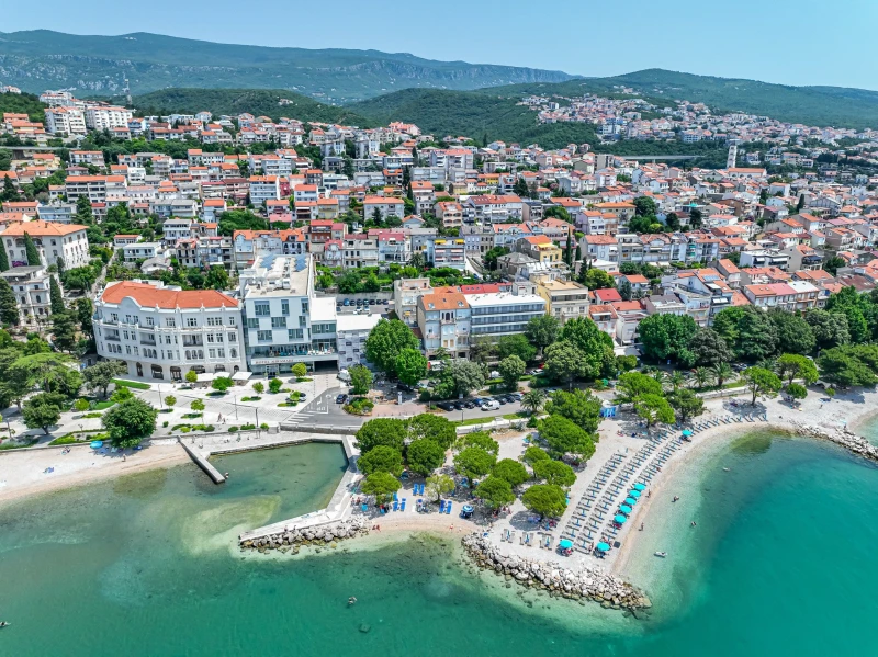 Family Apartments Vesna Crikvenica 100-150 m beach, Crikvenica