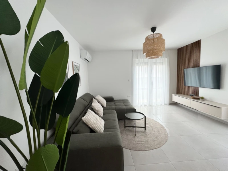 Apartment Divina V