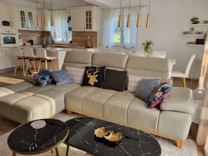 Villa Lady Di Plitvice, Wohnzimmer