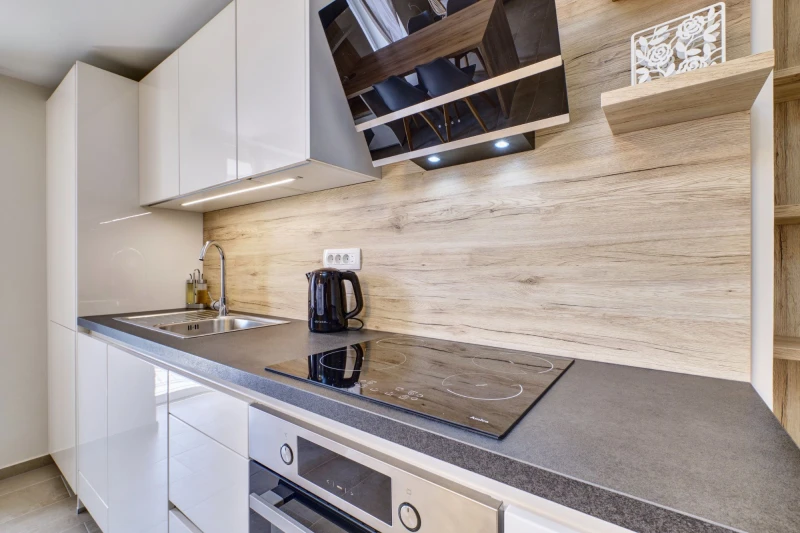 Apartman 1, Apartmani Alberta, Martinšćica