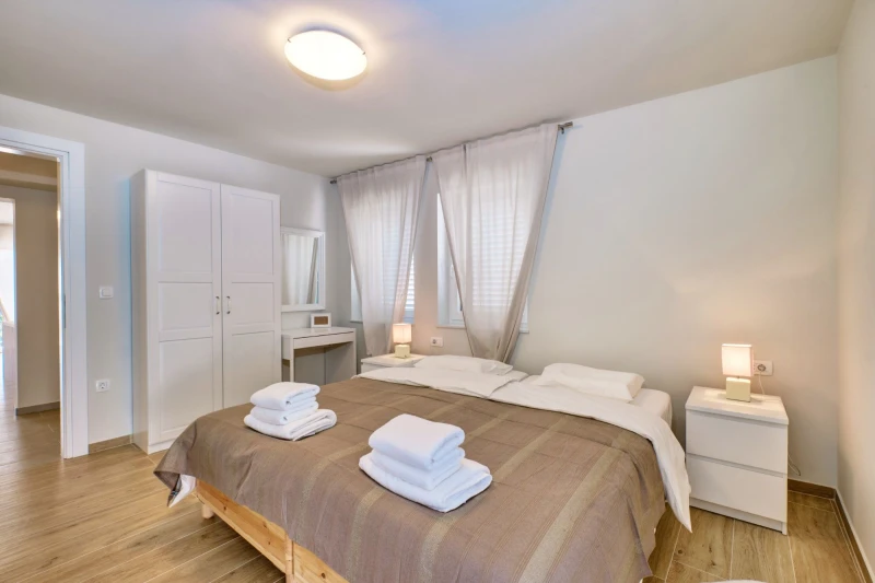 Apartman 4, Apartmani Alberta, Martinšćica