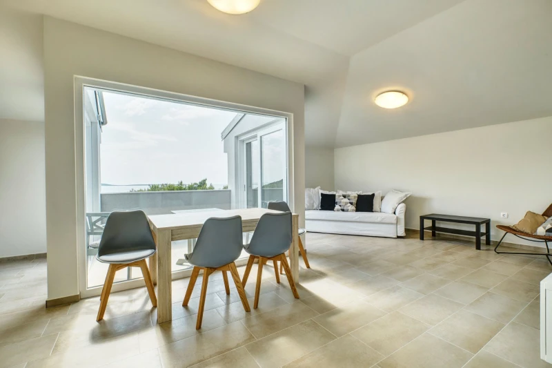 Apartman 6, Apartmani Alberta, Martinšćica