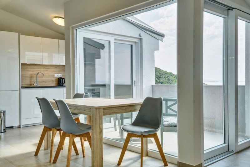Apartman 6, Apartmani Alberta, Martinšćica