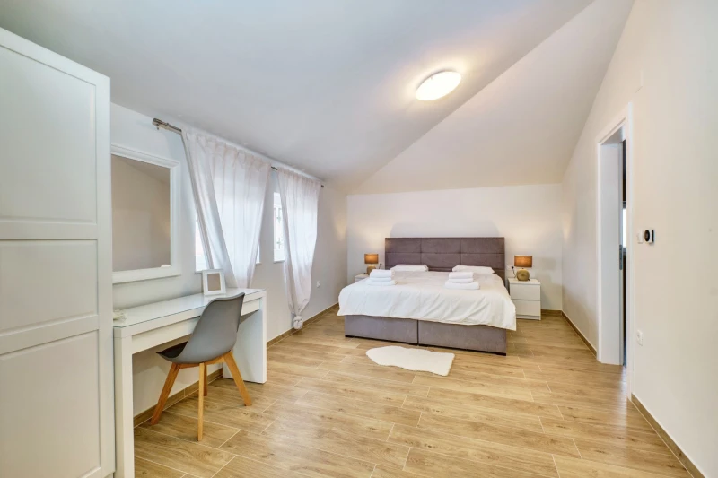 Apartman 6, Apartmani Alberta, Martinšćica