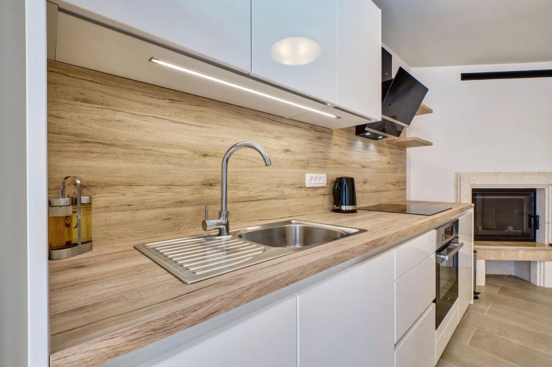 Apartman 2, Apartmani Alberta, Martinšćica