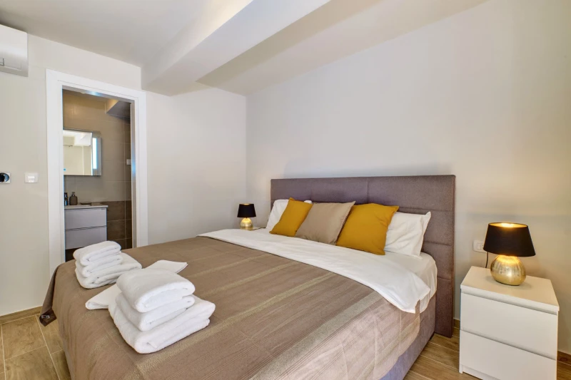 Apartman 2, Apartmani Alberta, Martinšćica