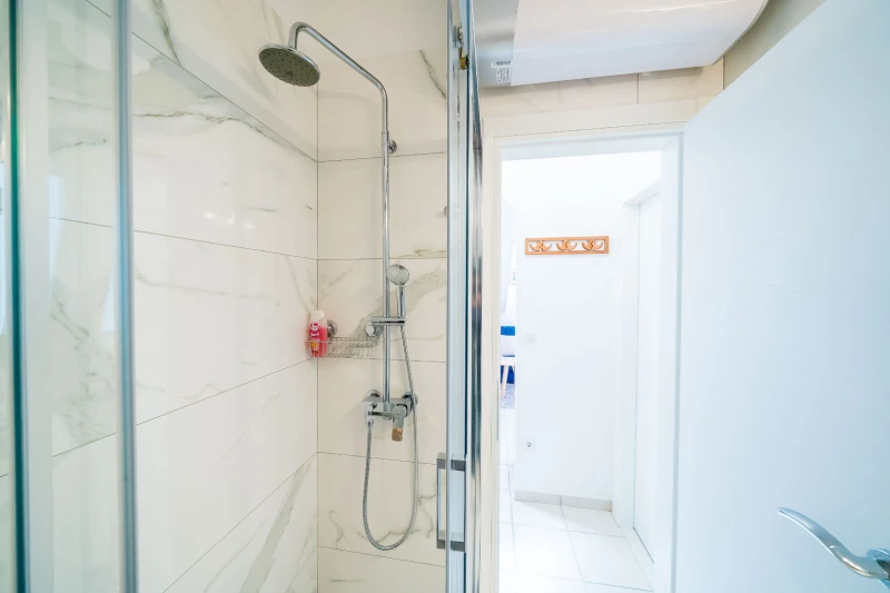 ROMANTIC APARTMAN  SWALLOWS NEST 2lows nest 2, Bathroom / WC