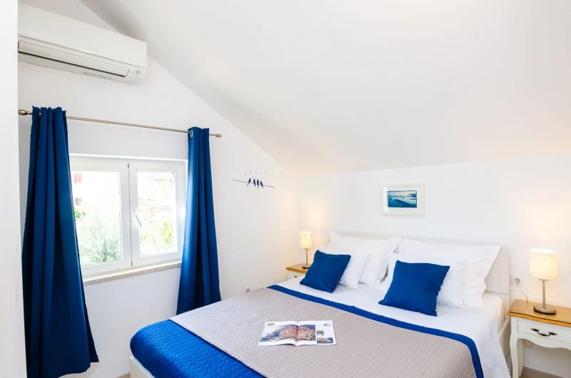ROMANTIC APARTMAN  SWALLOWS NEST 2lows nest 2, Bedrooms