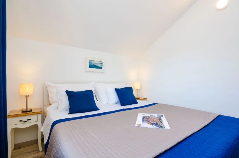 ROMANTIC APARTMAN  SWALLOWS NEST 2lows nest 2, Bedrooms
