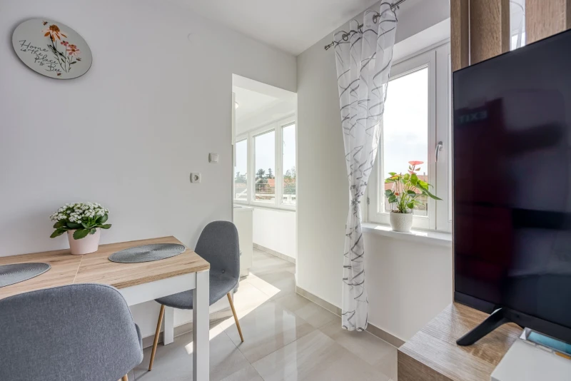 Studio Apartment EMI