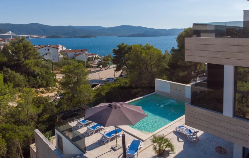 The Perfect Seaside Retreat in Komarna