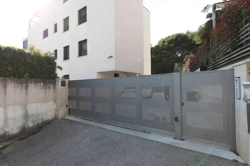 Racan Residences