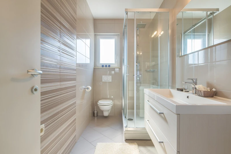 Apartment 4, Bagno / WC