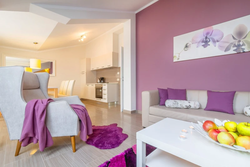 Apartment 5
