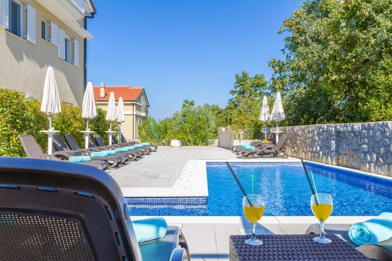 Apartments Mande