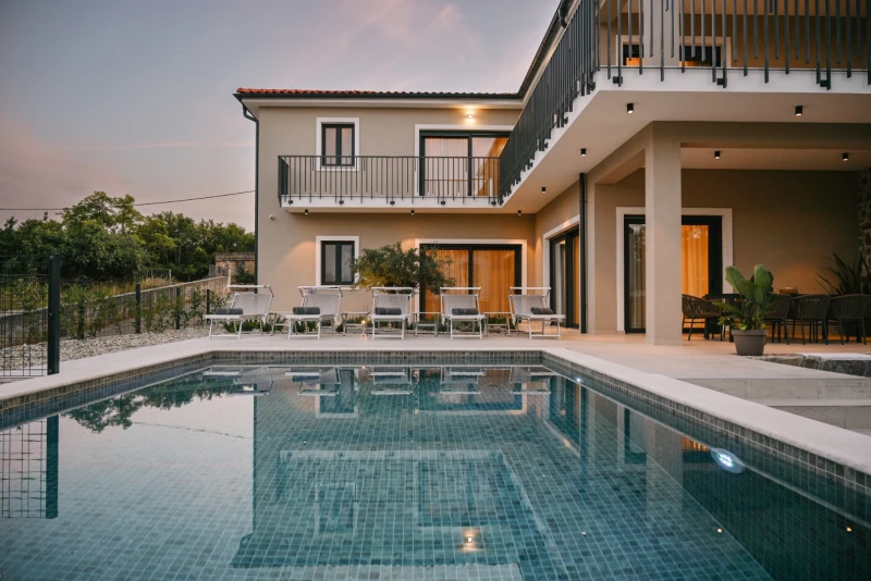 Villa Figa II, Gostinjac