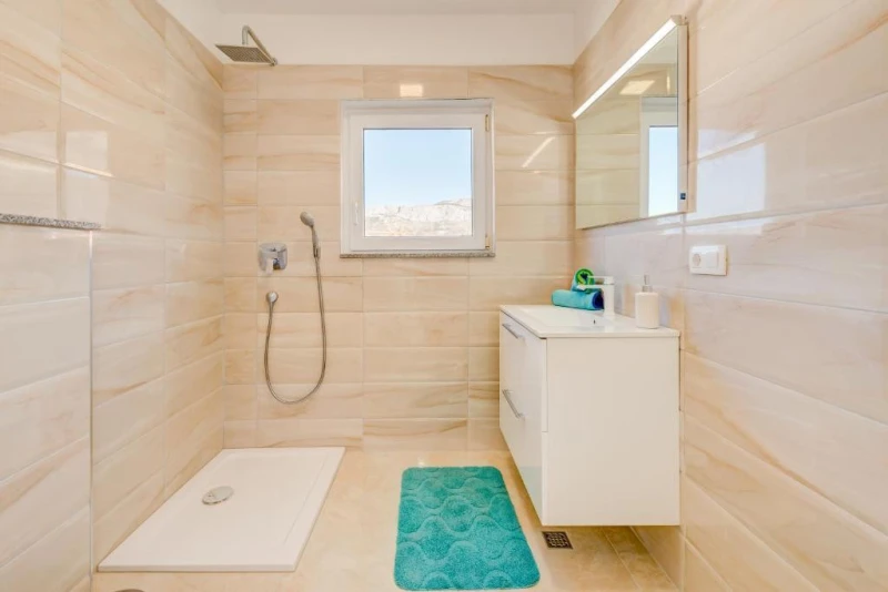 Oleander 2, Badezimmer / WC