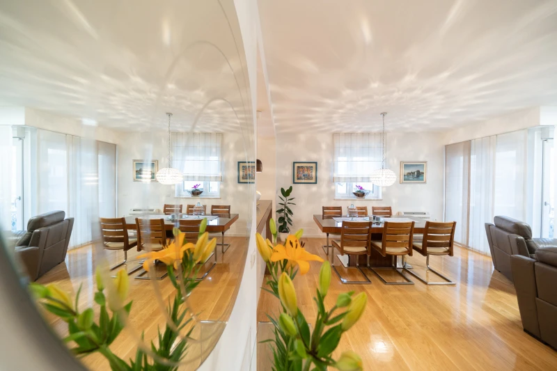 Penthaus GardenTeras, Living room