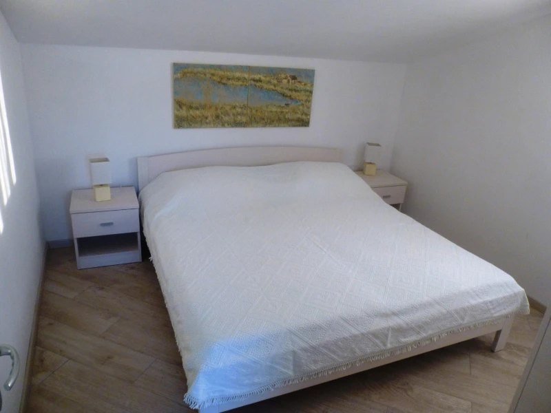 Apartment 6, Bedrooms