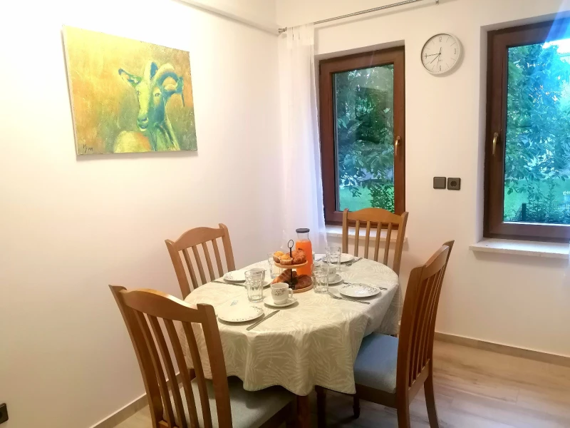 Apartment 2, Kitchen