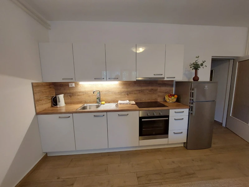 Apartment 3, Kitchen