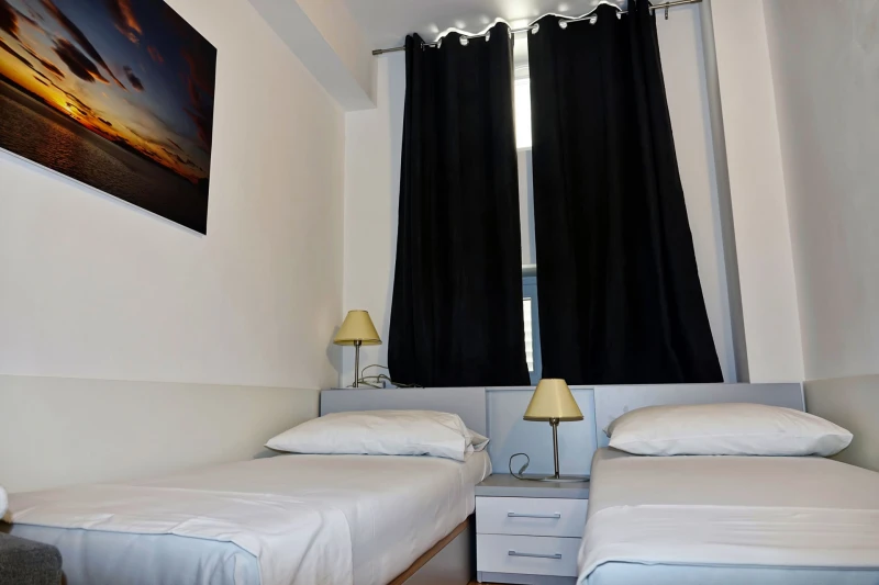 Apartment 4+1, Zimmer