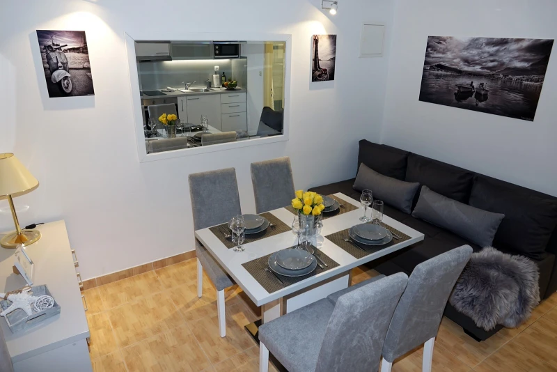 Apartment 2+2 II, Cucina