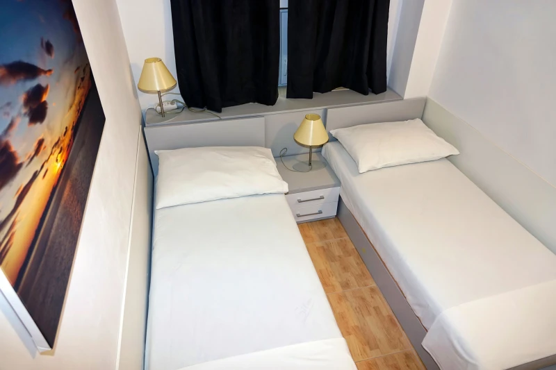Apartment 4+1, Zimmer
