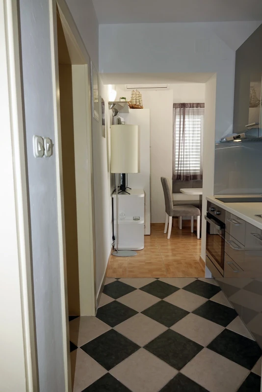 Apartment 4+1, Küche