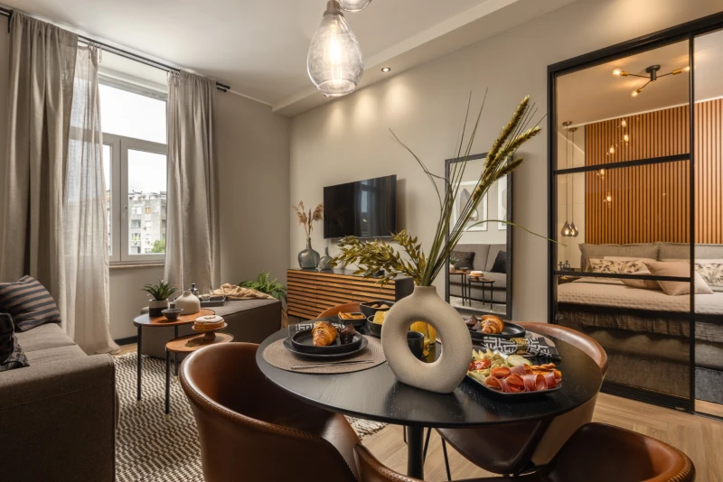 Apartment 3, Living room