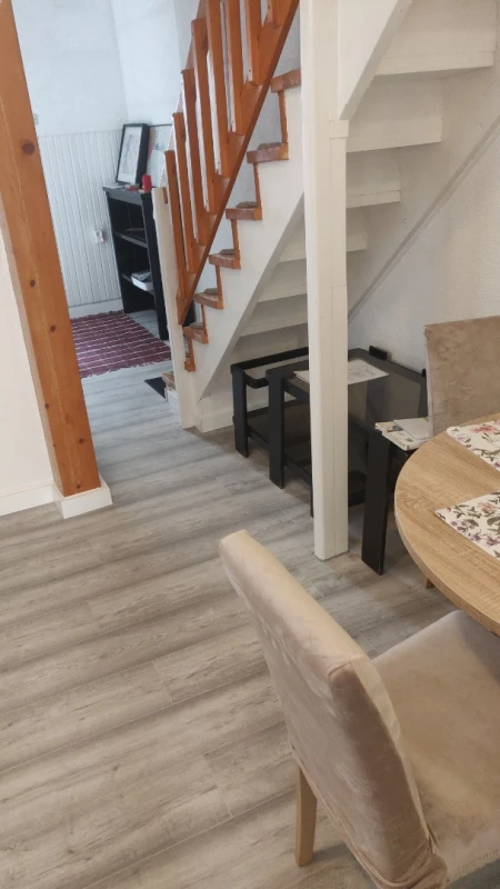 Apartment in a quiet position, close to sea