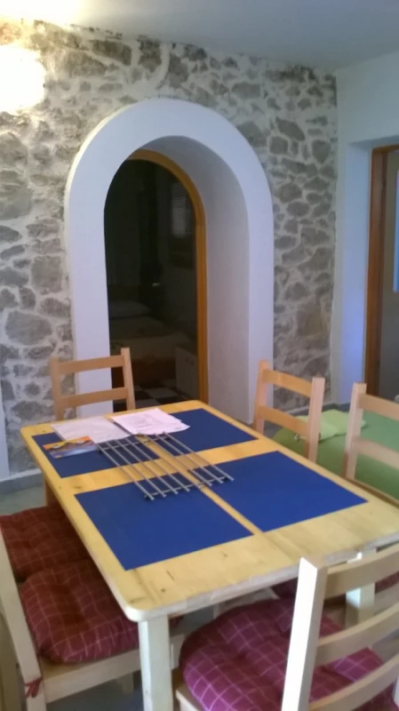 in a quiet position,across the sea +beautiful view, Cucina