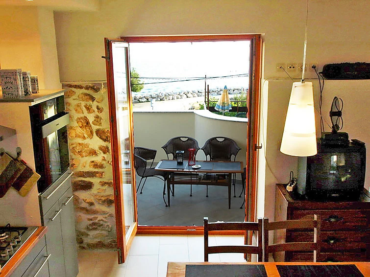 Studio in a quiet position,across the sea+beautiful view1