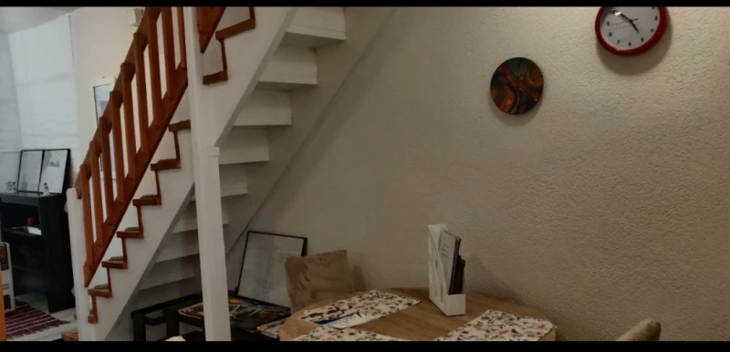 Apartment in a quiet position, close to sea