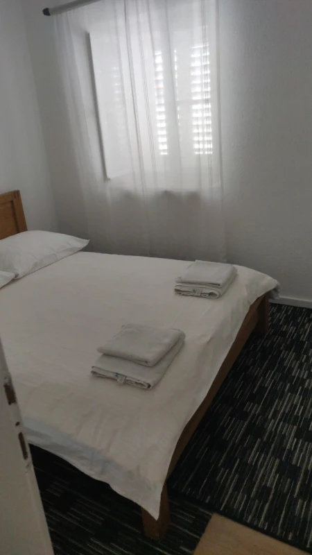 Apartment in a quiet position, close to sea