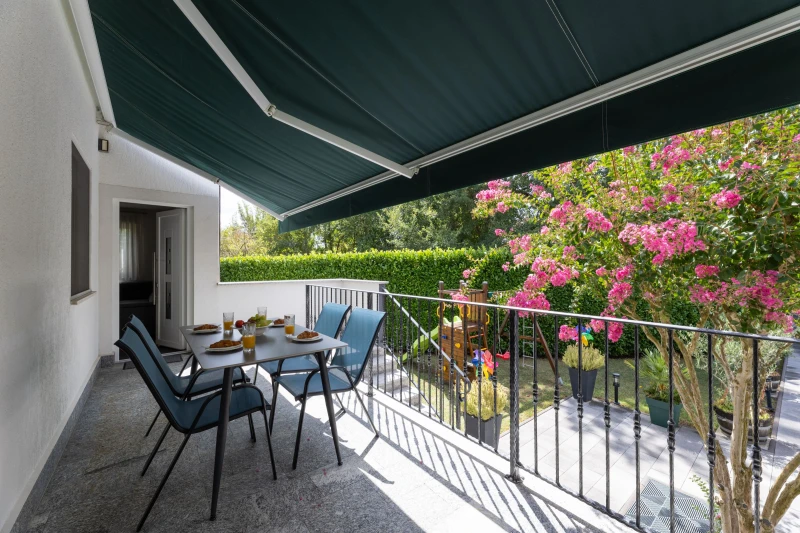 The Oasis, Balcony / Terrace