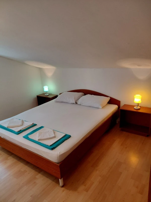 Apartman, Bedrooms