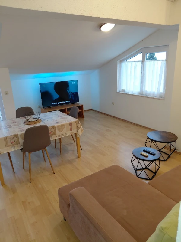 Apartman, Living room