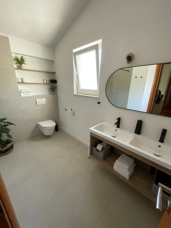 Interior photo gallery