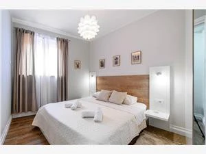Apartment 2, Bedrooms