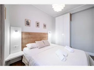 Apartment 1, Bedrooms