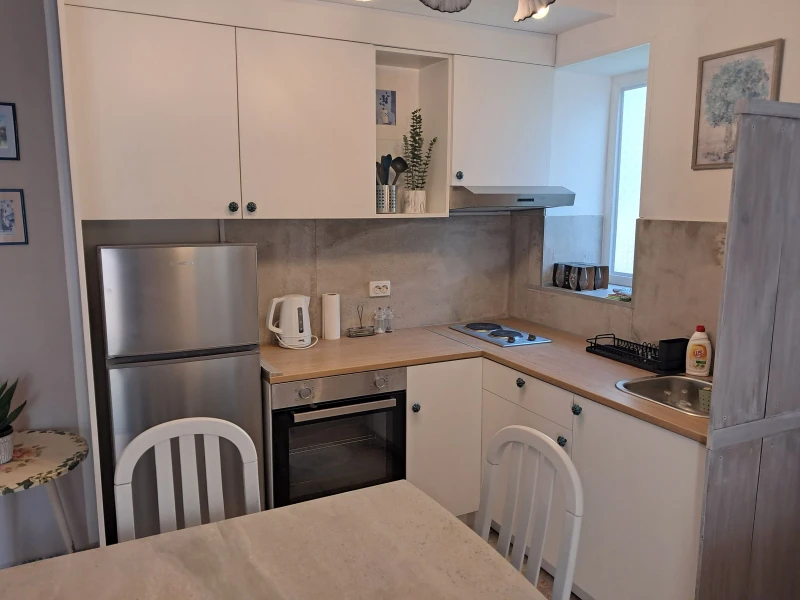 Apartman 1, Kuhinja