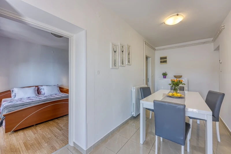 Apartment 8